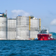 Illustration for article titled This 200,000-ton titan is now the largest oil rig in the world